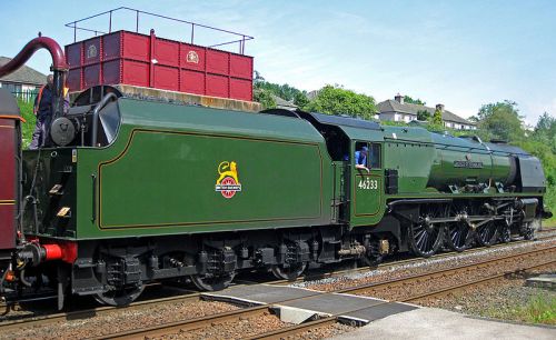 Duchess of Sutherland in the voted for Brunswick Green  (c) RuthAS